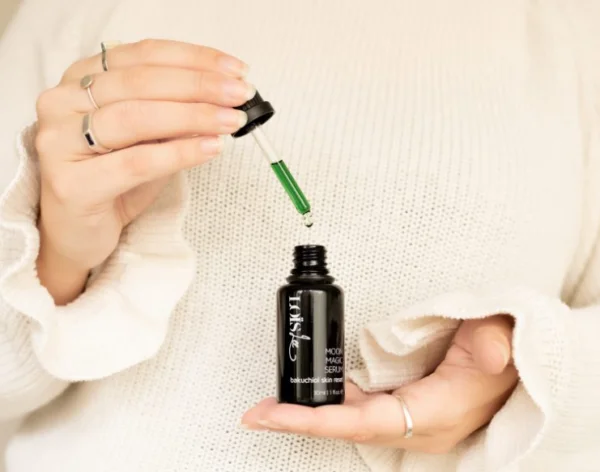 Lois Lee: Moon magic serum