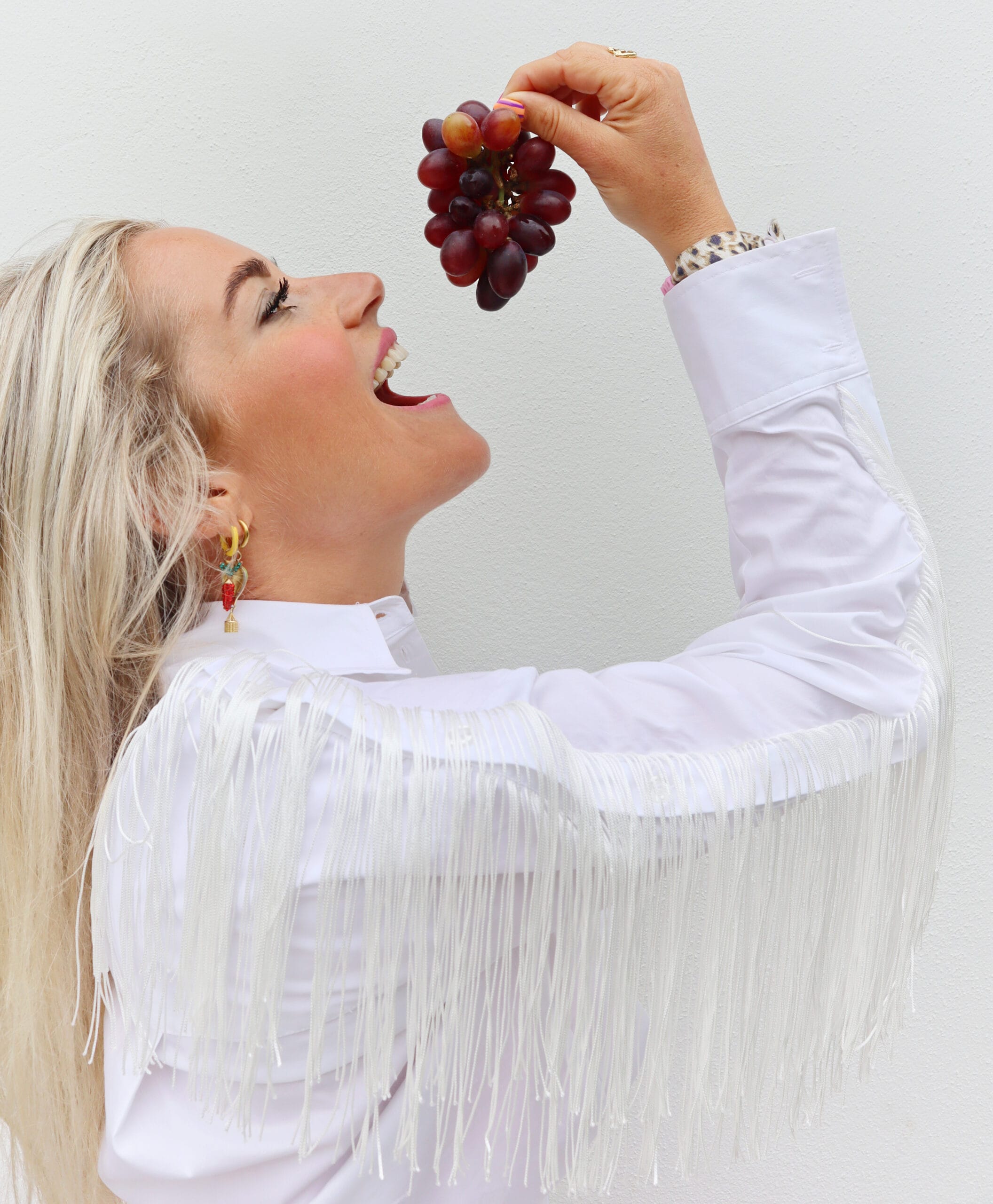 FAMAZING professional Joan